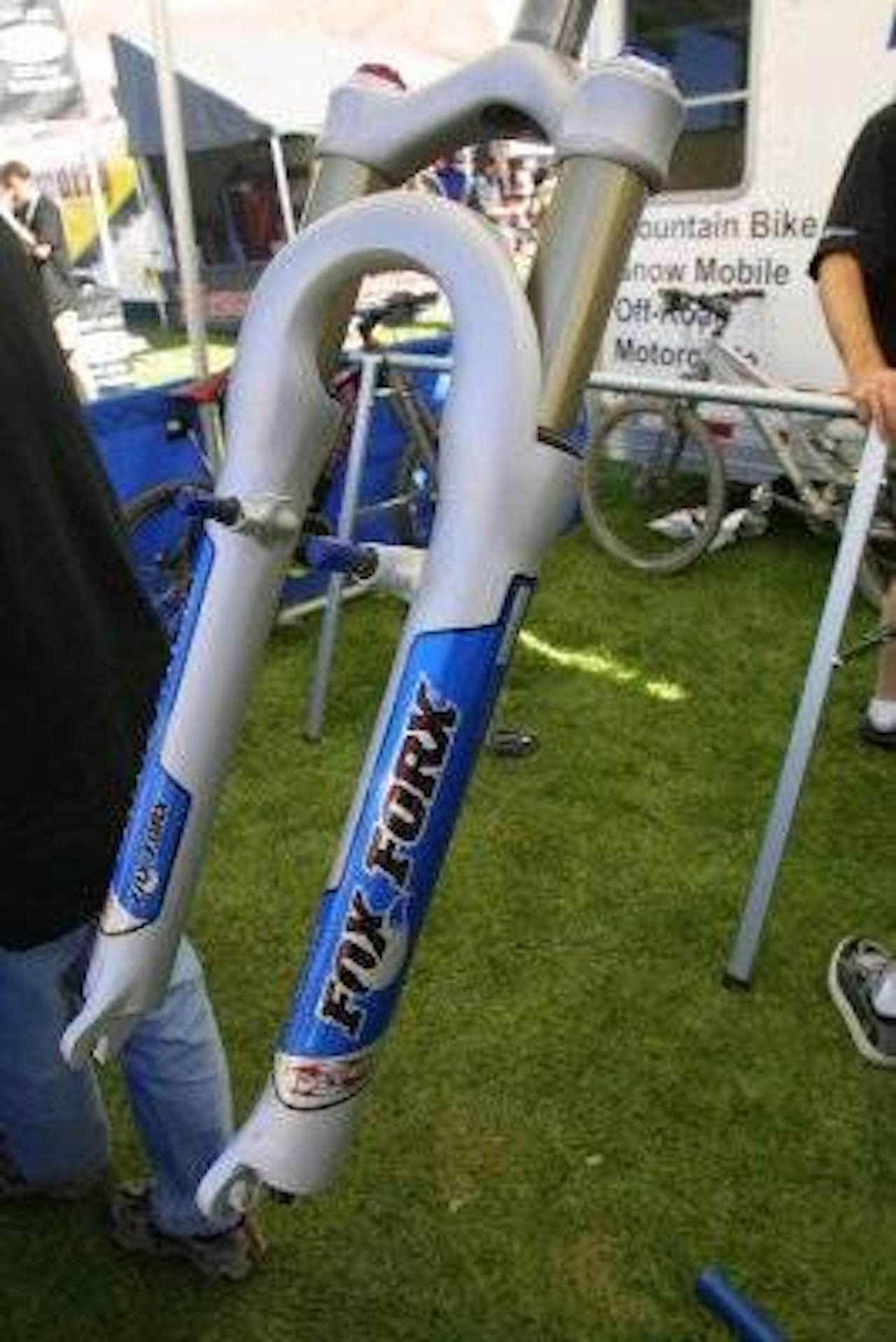 Terramoto: Fox Forx med Brain-tenknologi. Terramoto: Fox Forx med Brain-tenknologi.