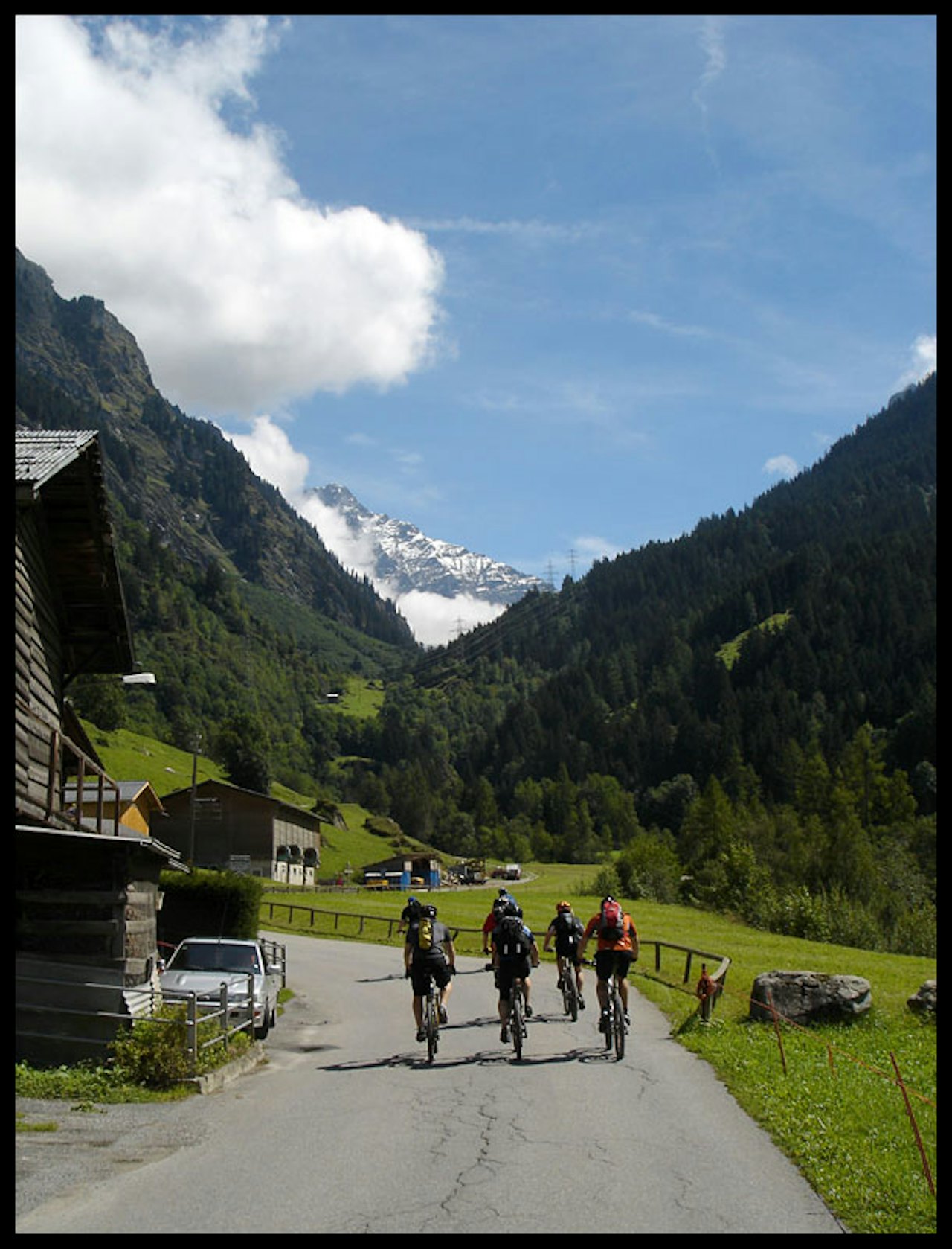 Fjelltur: Riktig så flotte omgivelser. Fjelltur: Riktig så flotte omgivelser.