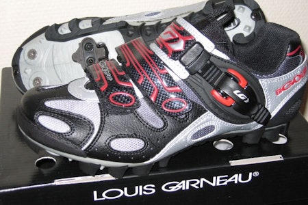 Louis Garneau Montana: Stiv sykkelsko til myk pris. For å få tilsvarende sålestivhet hos andre merker, må man gjerne grave betydelig dypere i lommeboka. Louis Garneau Montana: Stiv sykkelsko til myk pris. For å få tilsvarende sålestivhet hos andre merker, må man gjerne grave betydelig dypere i lommeboka.