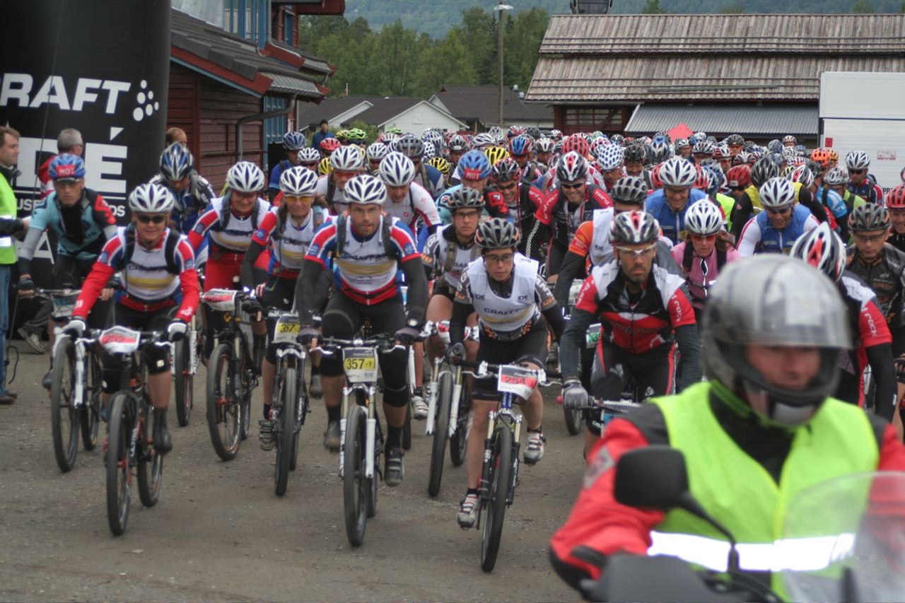 Påan igjen: Etappen fra Hafjell til Branbu er rittets lengste og tøffeste, men også den nest siste. Her går starten. Påan igjen: Etappen fra Hafjell til Branbu er rittets lengste og tøffeste, men også den nest siste. Her går starten.