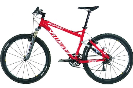 Verdensnyhet: Dette er Specializeds store, store nyhet for 2003. Brain Shock-systemet de har utviklet sammen med Fox tar mål av seg til selv å justere seg etter underlaget. Verdensnyhet: Dette er Specializeds store, store nyhet for 2003. Brain Shock-systemet de har utviklet sammen med Fox tar mål av seg til selv å justere seg etter underlaget.