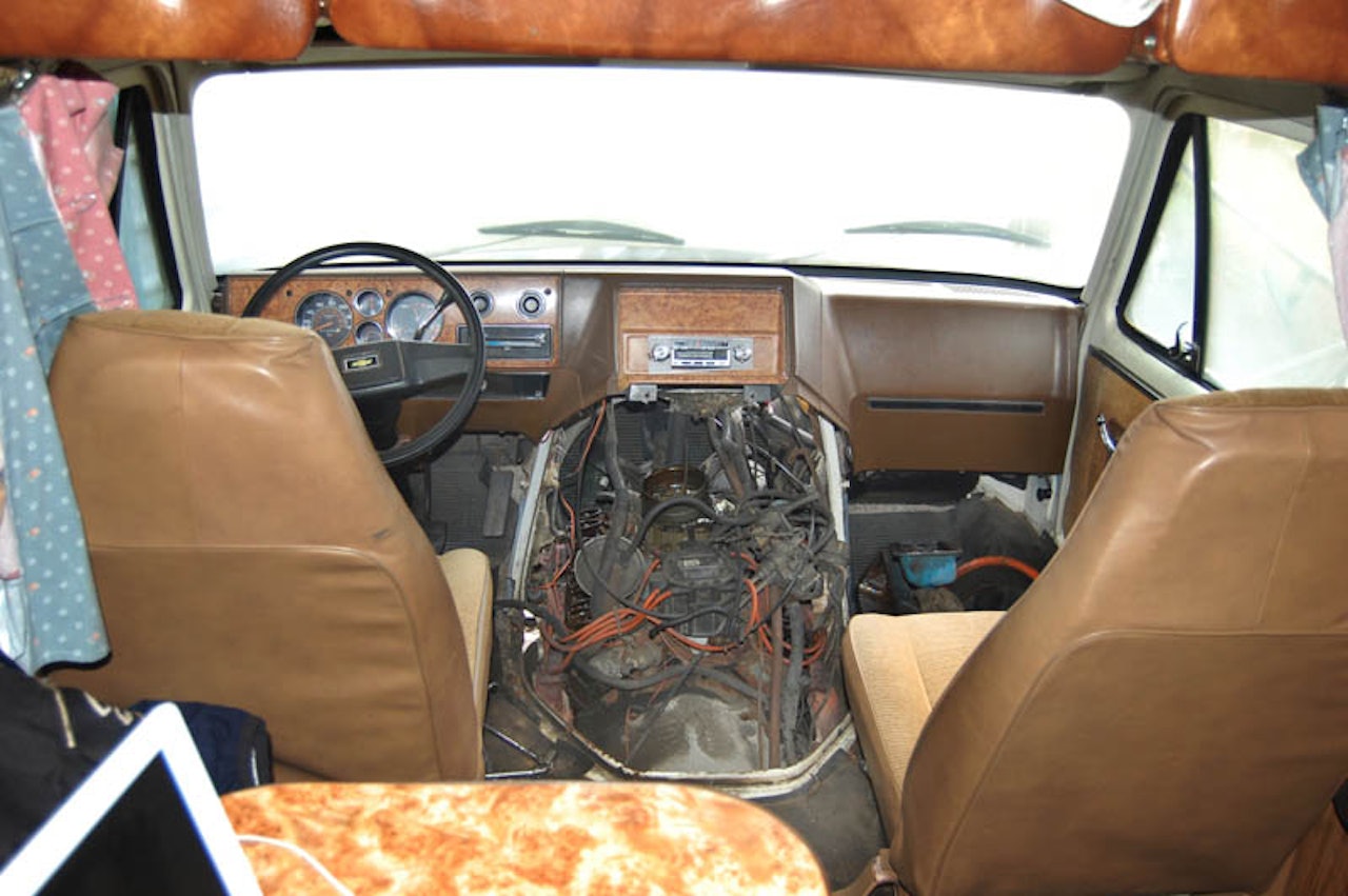 V8: Slik ser altså ein amerikansk muskelmotor ut. Foto: Håvard V8: Slik ser altså ein amerikansk muskelmotor ut. Foto: Håvard