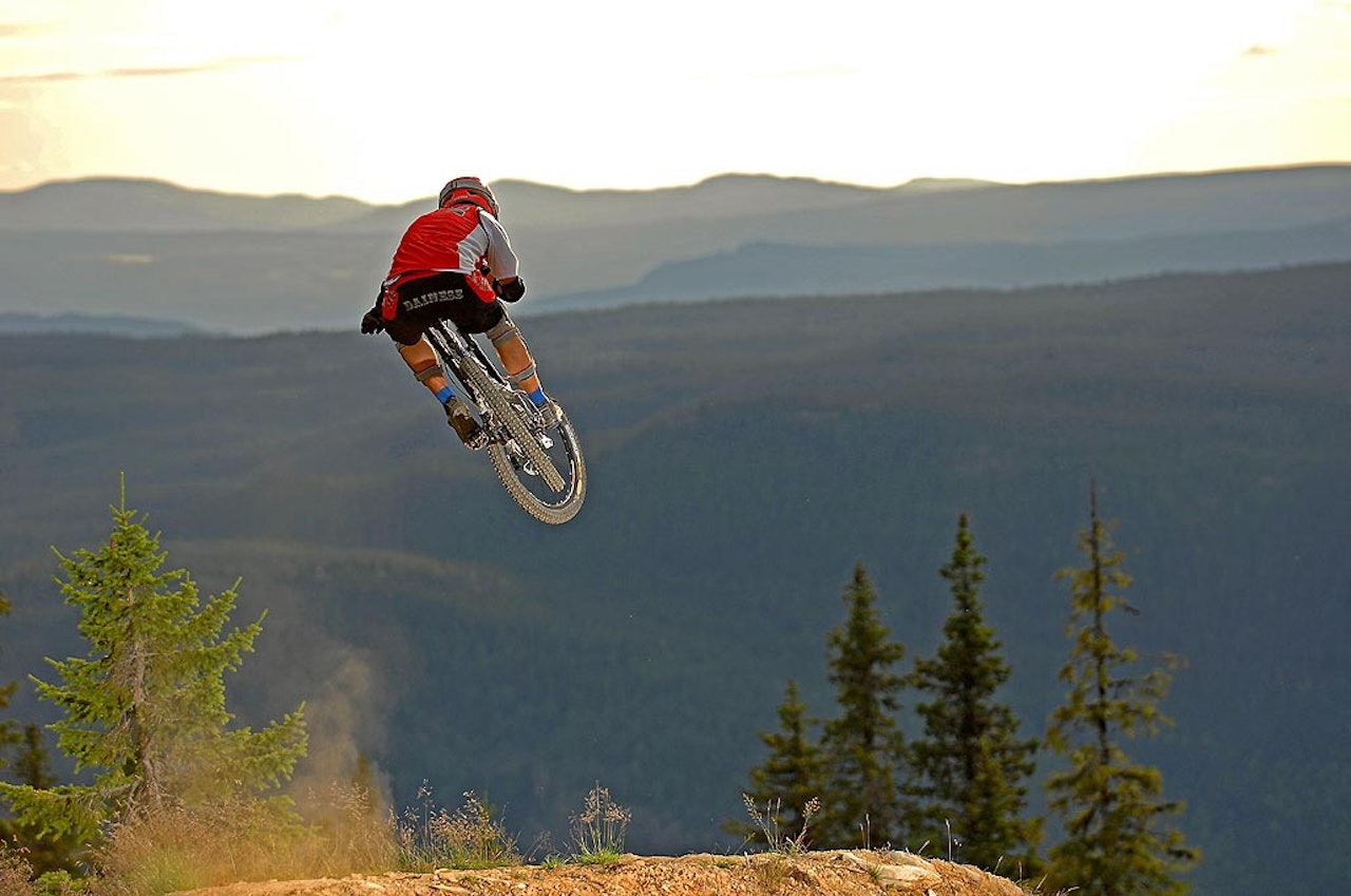 Emil Carlson er godt kjent i Hafjell. Her gir han jernet som vanlig. Emil Carlson er godt kjent i Hafjell. Her gir han jernet som vanlig.
