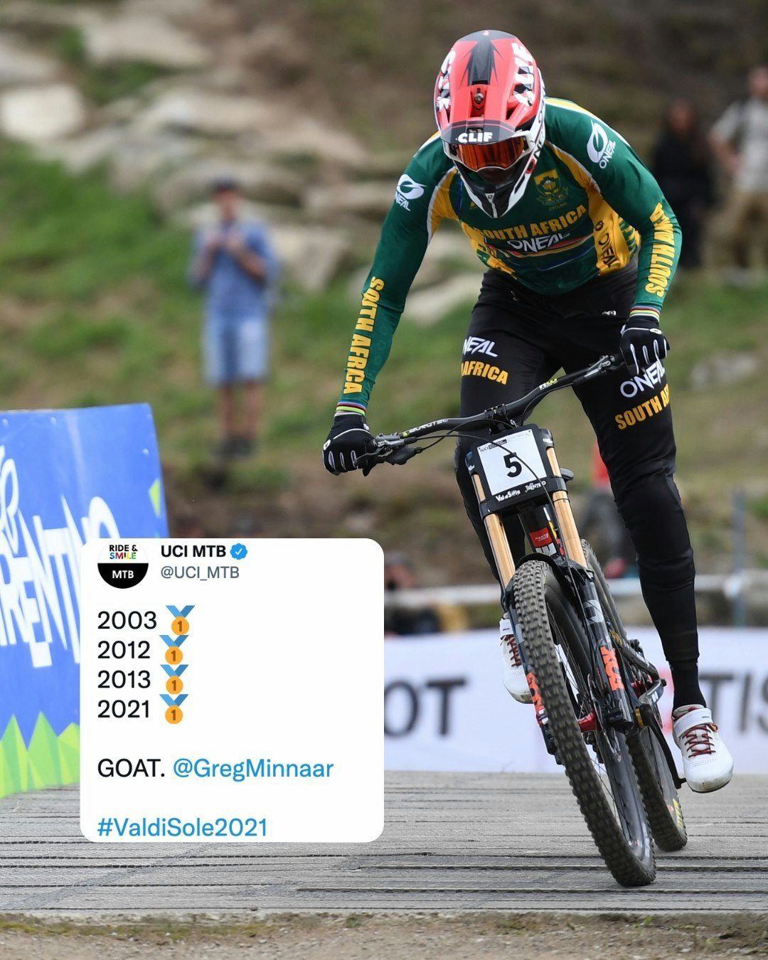LEGENDARISK: Greg Minnaar har dominert utforsyklinga i to tiår. Foto: UCI Greg Minnaar -