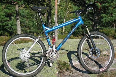 Blått til dyst: Turner Five Spot i all sin prakt. Blått til dyst: Turner Five Spot i all sin prakt.