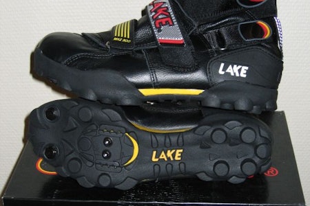 Läder: Dom e' ju jättefina! I läder! Wow! Läder: Dom e' ju jättefina! I läder! Wow!