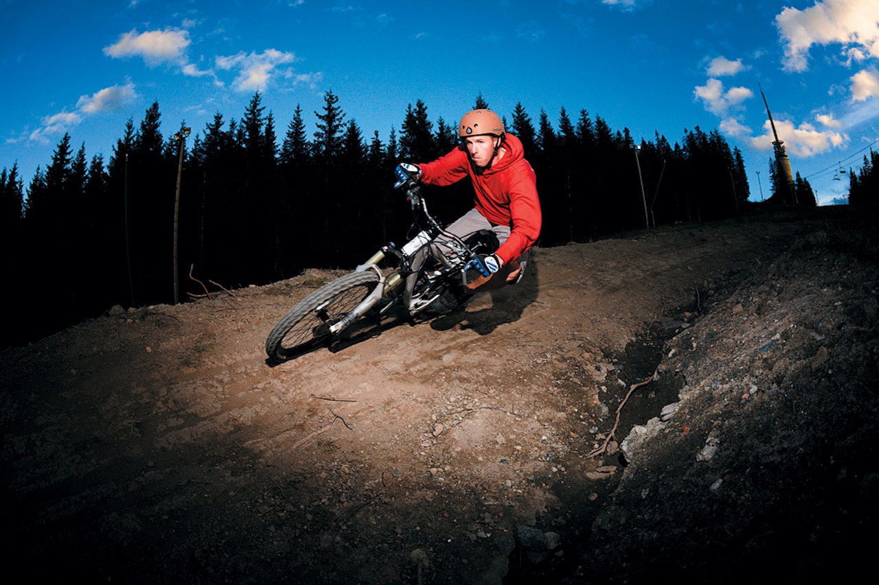 Tårnfryd: Hamish Ryan koser seg  ned doseringene på Tryvann i fjor høst. Foto: Erik Kjelsrud Tårnfryd: Hamish Ryan koser seg  ned doseringene på Tryvann i fjor høst. Foto: Erik Kjelsrud