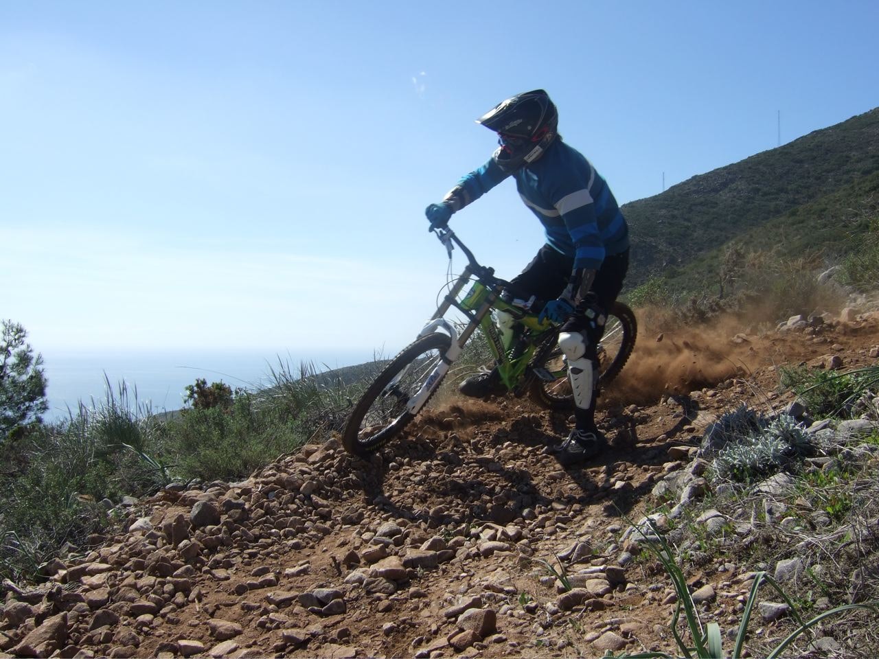 Bjørn Ballangrud nyter tørre stier i Spania Bjørn Ballangrud nyter tørre stier i Spania