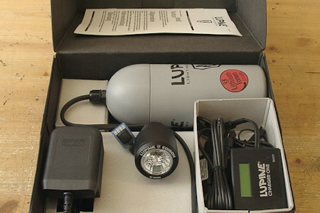 I esken: Dette er det som møter deg når du åpner "kakeboksen". I esken: Dette er det som møter deg når du åpner "kakeboksen".