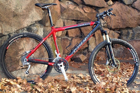 Ghost Lector i teamfargene rødt og karbon. Lekker på litt avstand. Ghost Lector i teamfargene rødt og karbon. Lekker på litt avstand.