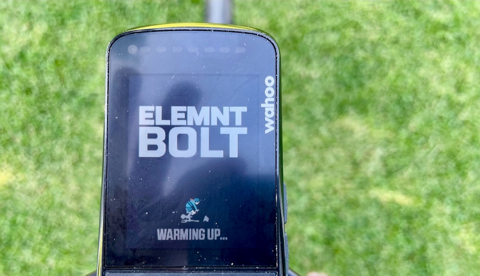 OPPSTART: Wahoo-computeren trenger litt tid på å komme i gang. Wahoo Elemnt Bolt V2