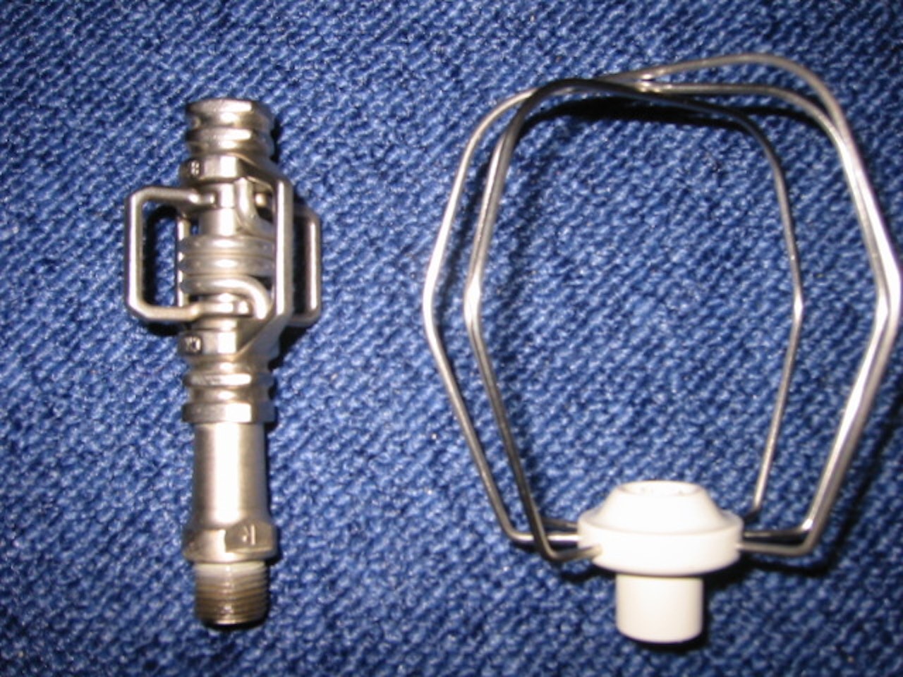 Hvilken av disse vispene finner du i sykkelbutikken? Hvilken av disse vispene finner du i sykkelbutikken?