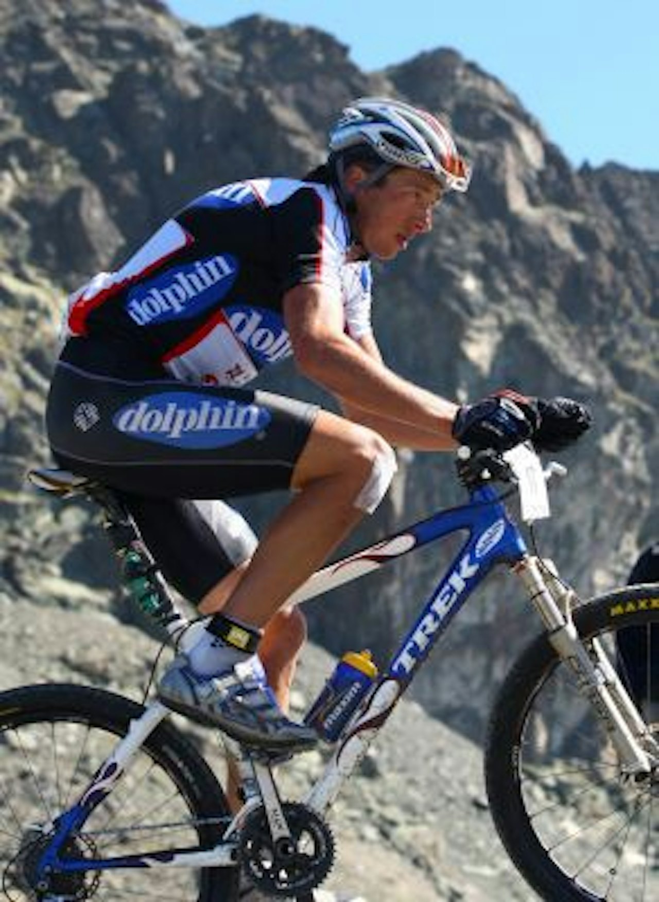 Bart Brentjens slutter ikke å eksperimentere tross høy alder. Her er OL-vinneren med to like hjul. Bart Brentjens slutter ikke å eksperimentere tross høy alder. Her er OL-vinneren med to like hjul.