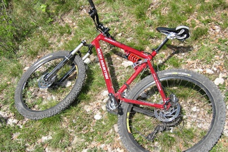 Rød, fin og rask: Utseendemessig er det lite å sette fingeren på Rød, fin og rask: Utseendemessig er det lite å sette fingeren på