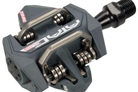 Noe for Fedon? 330 gram med pur nytelse. Noe for Fedon? 330 gram med pur nytelse.