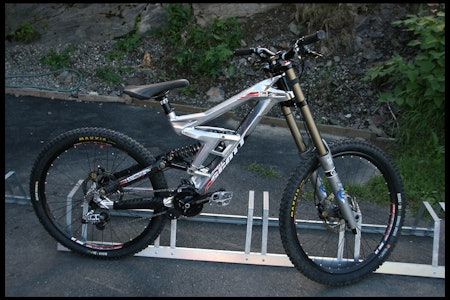 Gambler ser rett og slett rå ut. Gambler ser rett og slett rå ut.