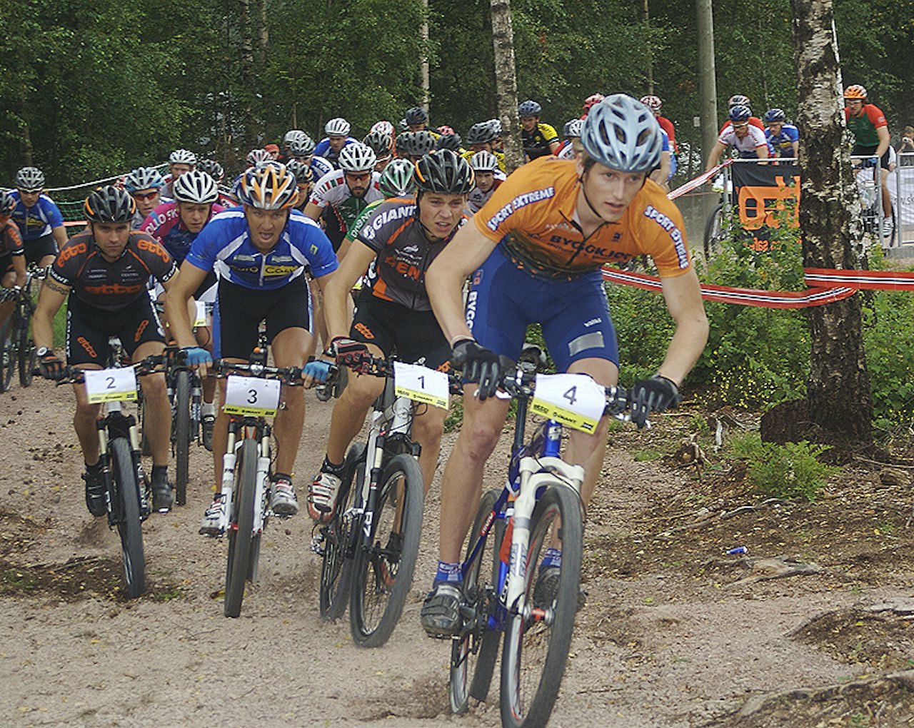 På Hovden blir det enkeltstart og et mye mindre felt enn i årets NM. Her med Ola Kjøren i tet foran Anders Hovdenes (1) og Lars Petter Stormo (3). På Hovden blir det enkeltstart og et mye mindre felt enn i årets NM. Her med Ola Kjøren i tet foran Anders Hovdenes (1) og Lars Petter Stormo (3).