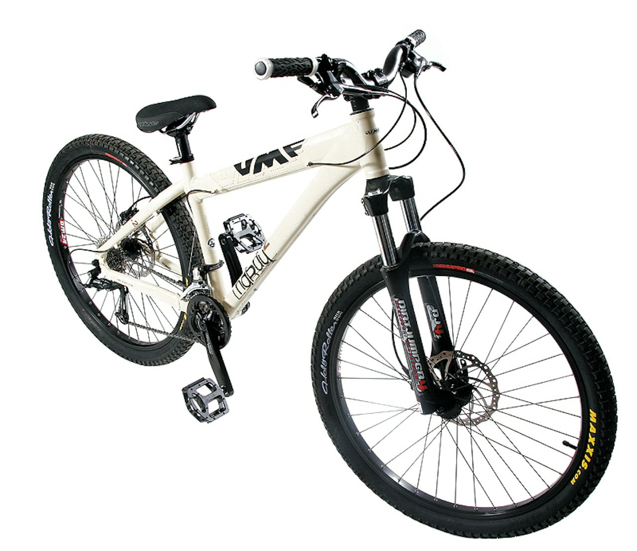 UMF Hardy i blekgul utførsel. UMF Hardy i blekgul utførsel.