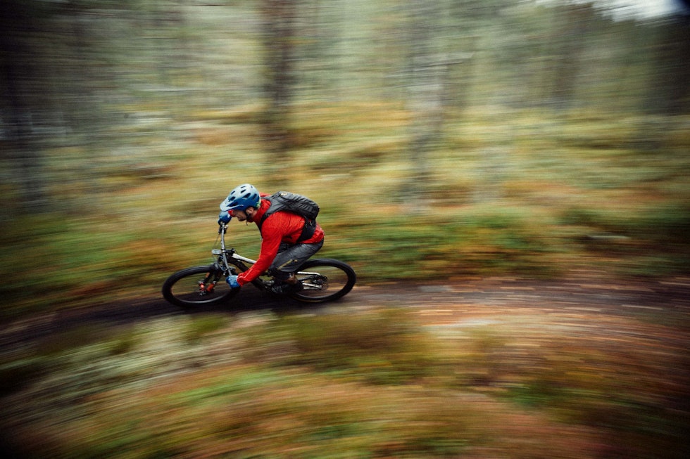 RASKE STIER: I de dype skogene finner Trond Vidar flyten. RASKE STIER: I de dype skogene finner Trond Vidar flyten.