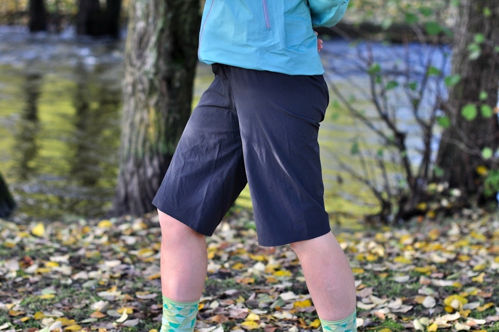 GOD STRETCH: Slab-shortsen fra 7mesh hemmer deg ikke på sykkelen. 7Mesh Slab shorts