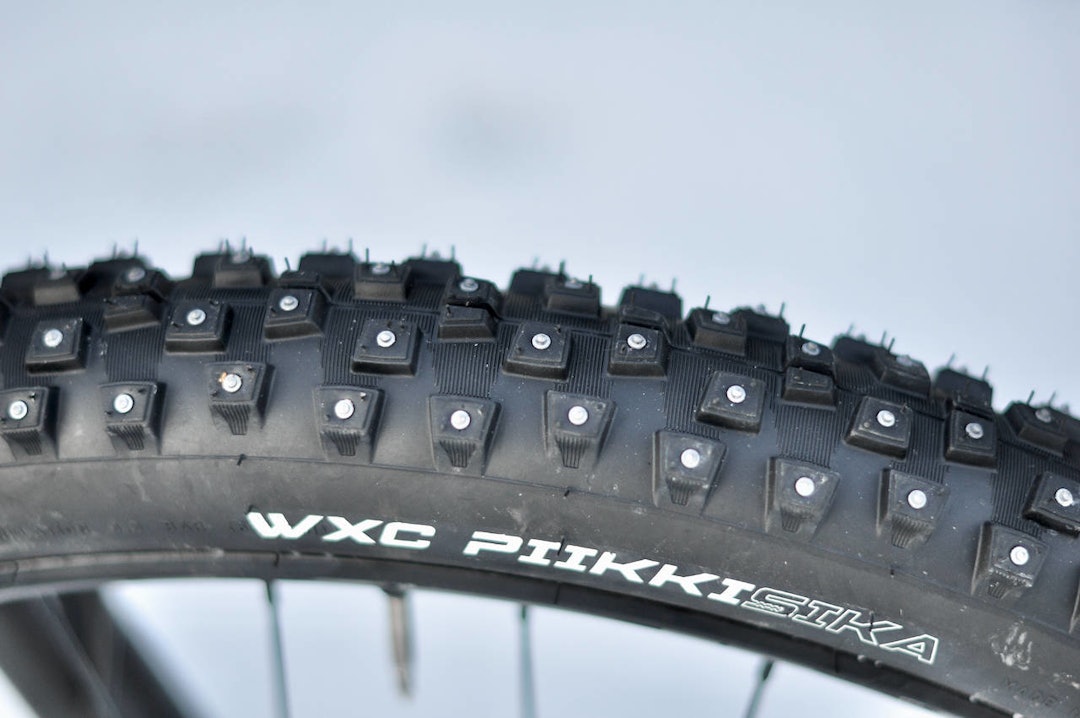 POPULÆR TEST: Testen av Suomi sitt nyeste piggdekk ble mye lest. Foto: Øyvind Aas test suomi piikisika piggdekk