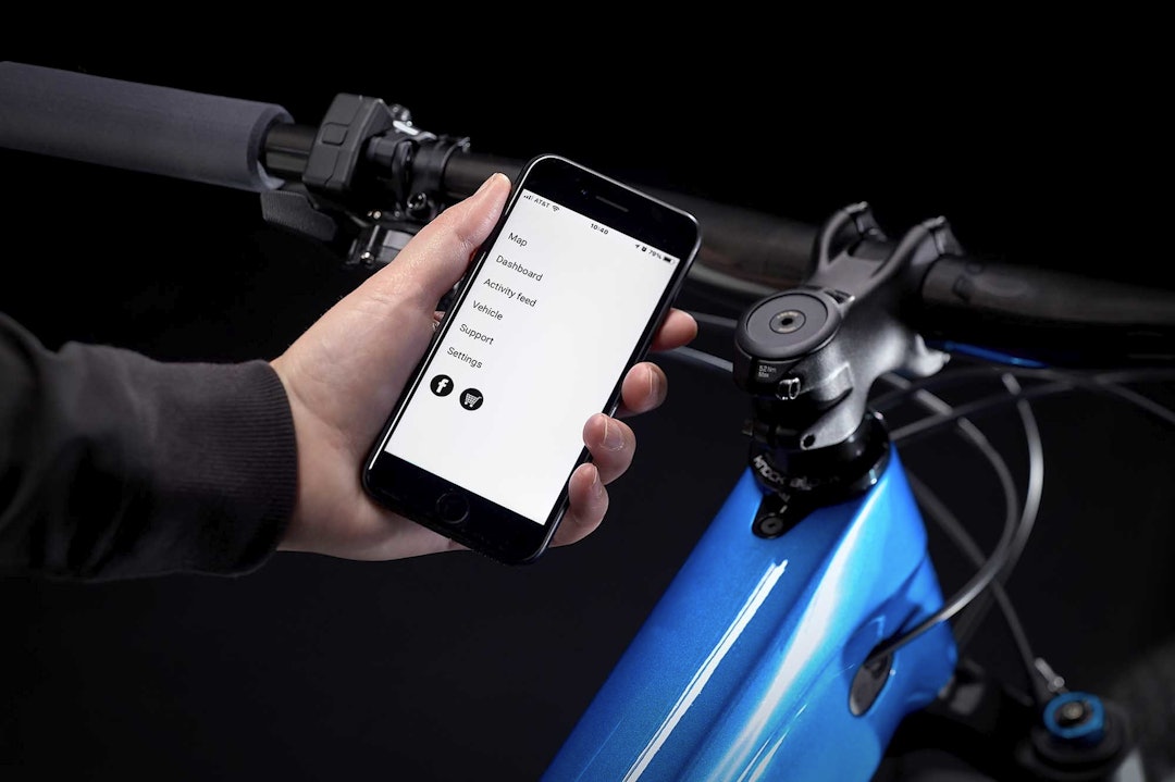SMART: Som flere andre motorprodusenter, muliggjør også Trek og Fazua justering av motoren via en app. Foto: Trek. trek e-caliber fazua elsykkel app