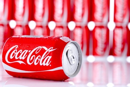 ISKALD COLA: Og vipps, så var enhver syklist i himmelen.  coca cola sykkel
