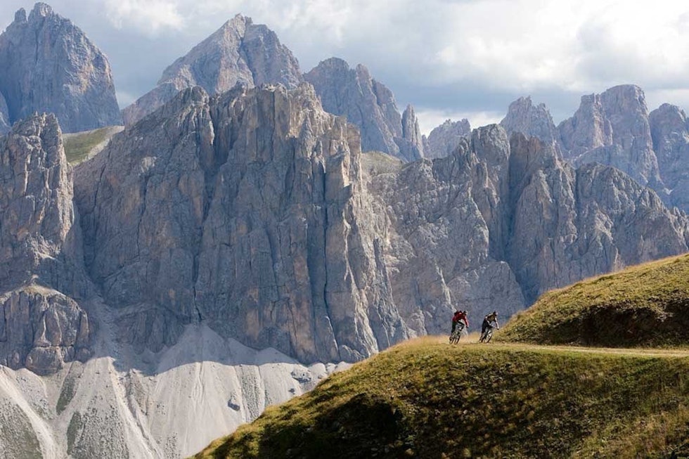 Dolomittene disket opp med rikelig av høydemeter og utsikt på tredje etappe i TransAlp. Foto: TransAlp Dolomittene disket opp med rikelig av høydemeter og utsikt på tredje etappe i TransAlp. Foto: TransAlp
