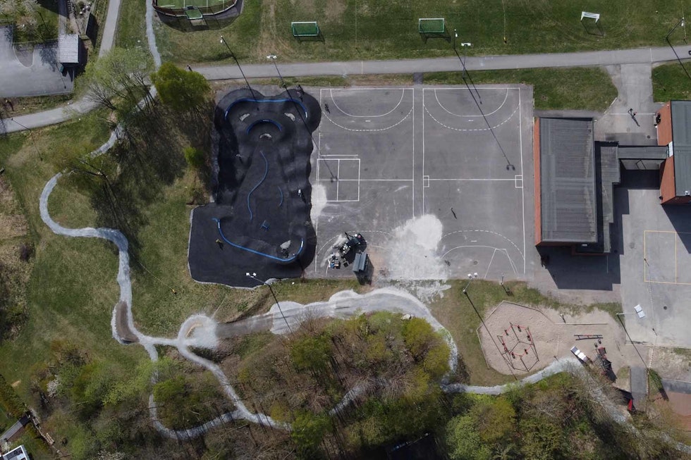 KOMPAKT: På et lite område har Stigeråsen sykkelpark fått til mye.Foto: Trailhead Nesbyen stigeråsen sykkelpark sykkel løype pumptrack