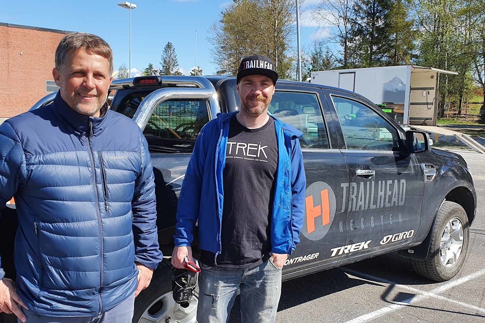 FORNØYD: Rektor Kim Aas ved Stigeråsen skole likte ideen om sykkelpark som nærmiljøanlegg. Foto: Trailhead Nesbyen stigeråsen-sykkelpark-gulset-skien-trailhead-nesbyen-0007