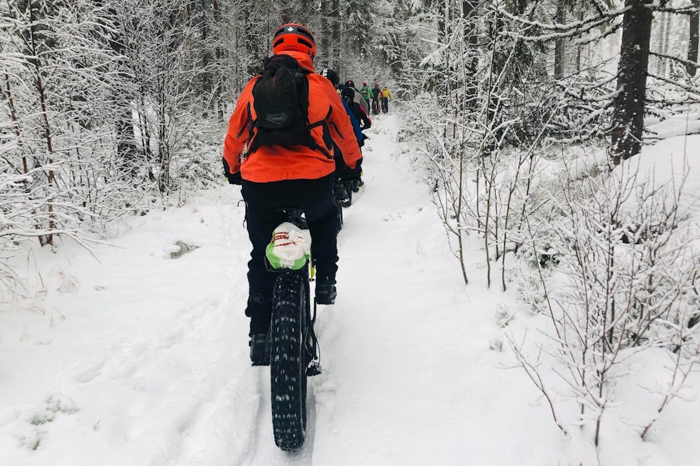 FINE FORHOLD: Elverum våknet til nysnø og et par minusgrader på lørdag, og hadde strålende rammer for årets Global Fatbike Day. Foto: Thorleif Silkebækken Global Fatbike Day Elverum 2020