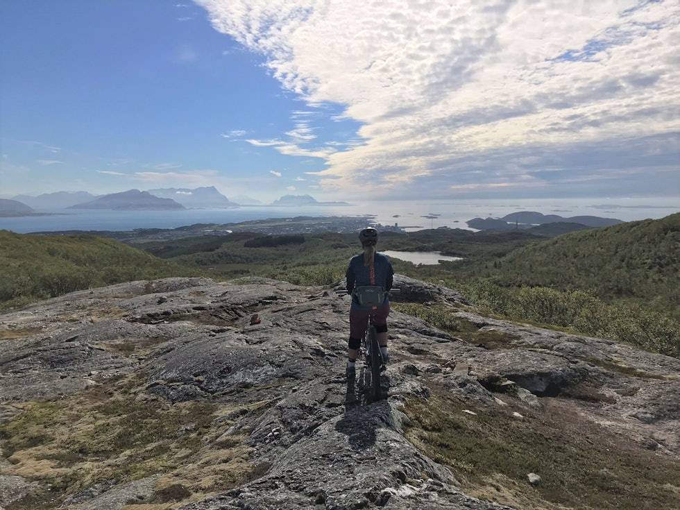 Stisykling med utsikt i Bodø, nord norge
