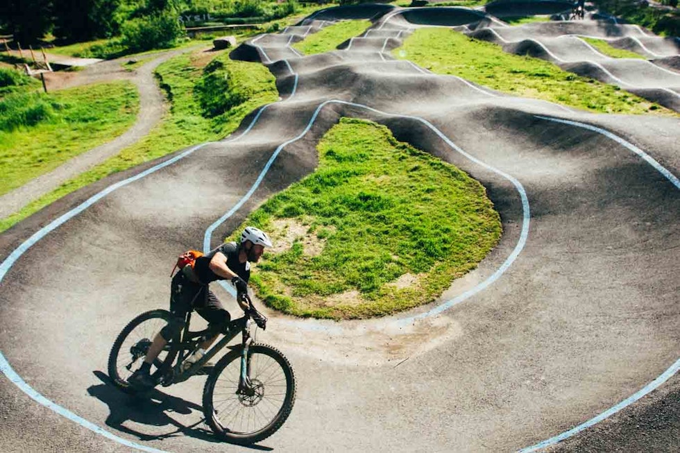 HEFTIG: Bike Solutions har bygd pumptracken i Trysil - den ser slik ut. Foto: Sjur Melsås. HEFTIG: Bike Solutions har bygd pumptracken i Trysil - den ser slik ut. Foto: Sjur Melsås.