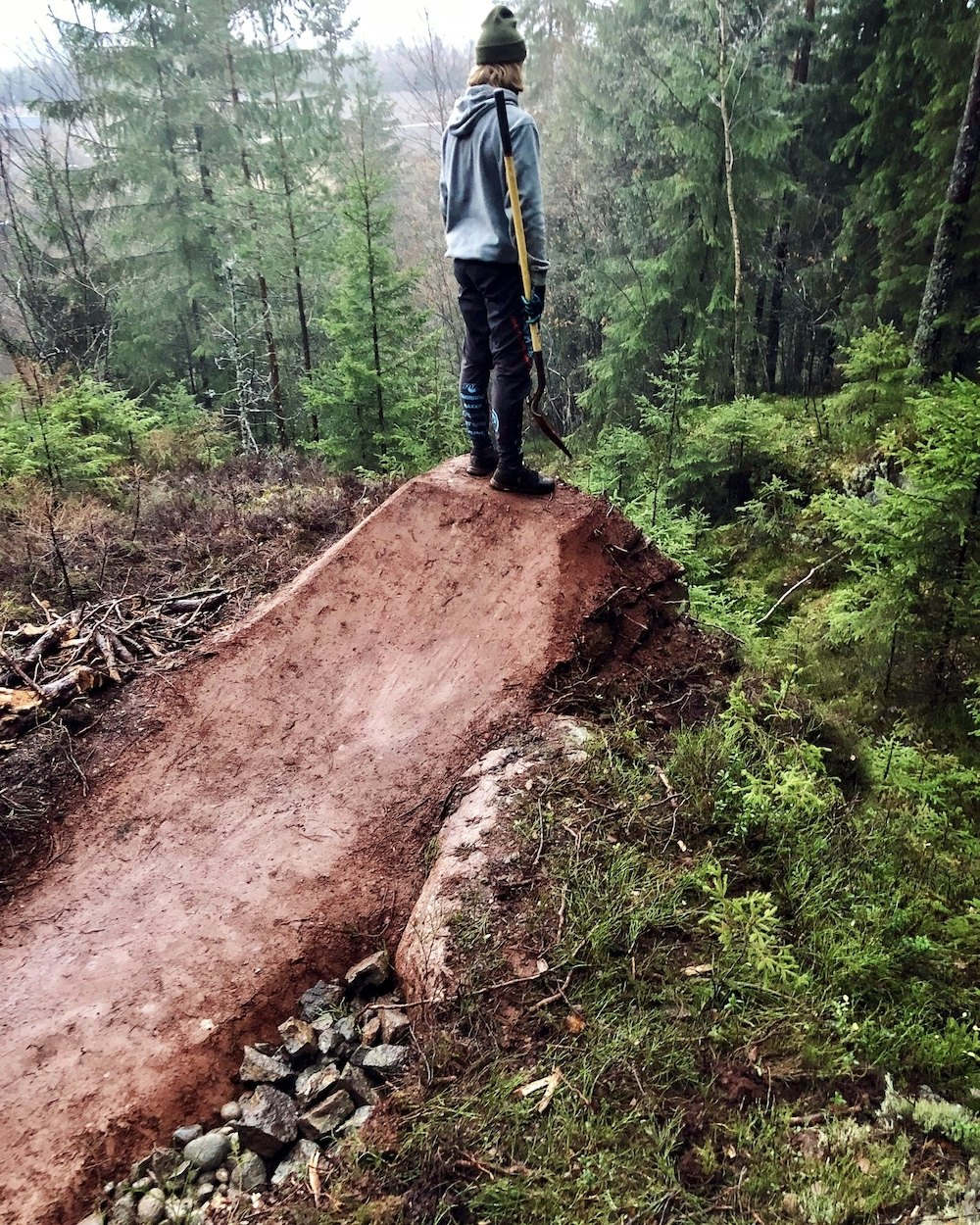 Brage Vestavik ser konstant etter nye utfordringer i skogen. Foto: Privat