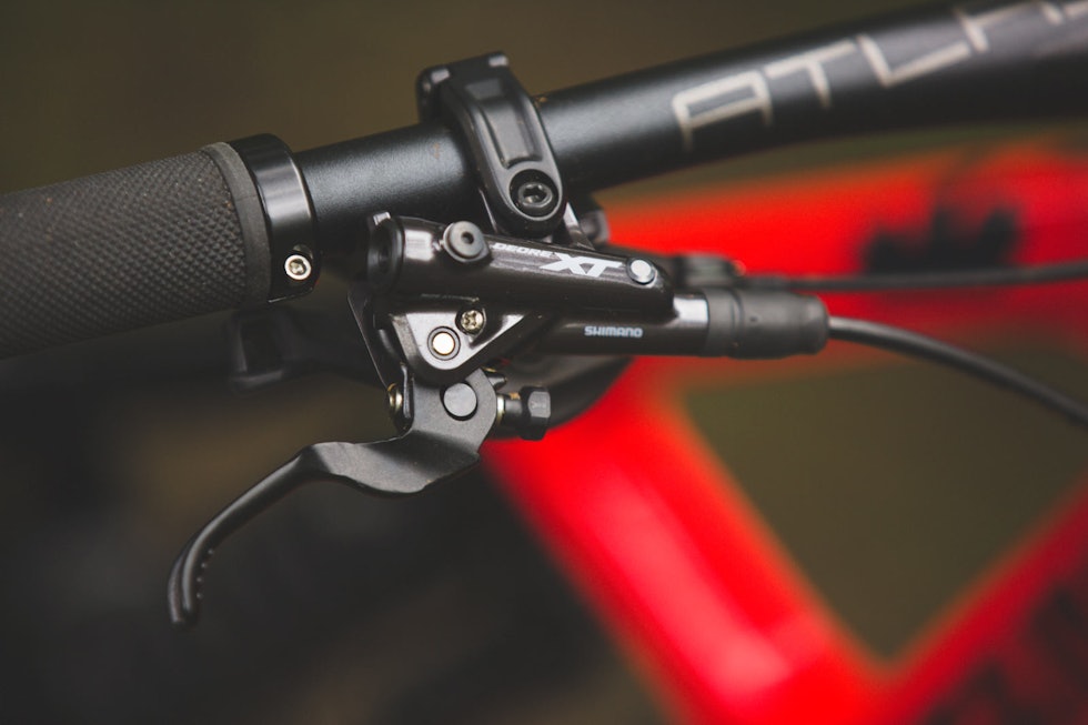 KRAFTIGE BREMSER: Shimanos XT-bremser er solide all-roundere med masse kraft. KRAFTIGE BREMSER: Shimanos XT-bremser er solide all-roundere med masse kraft.