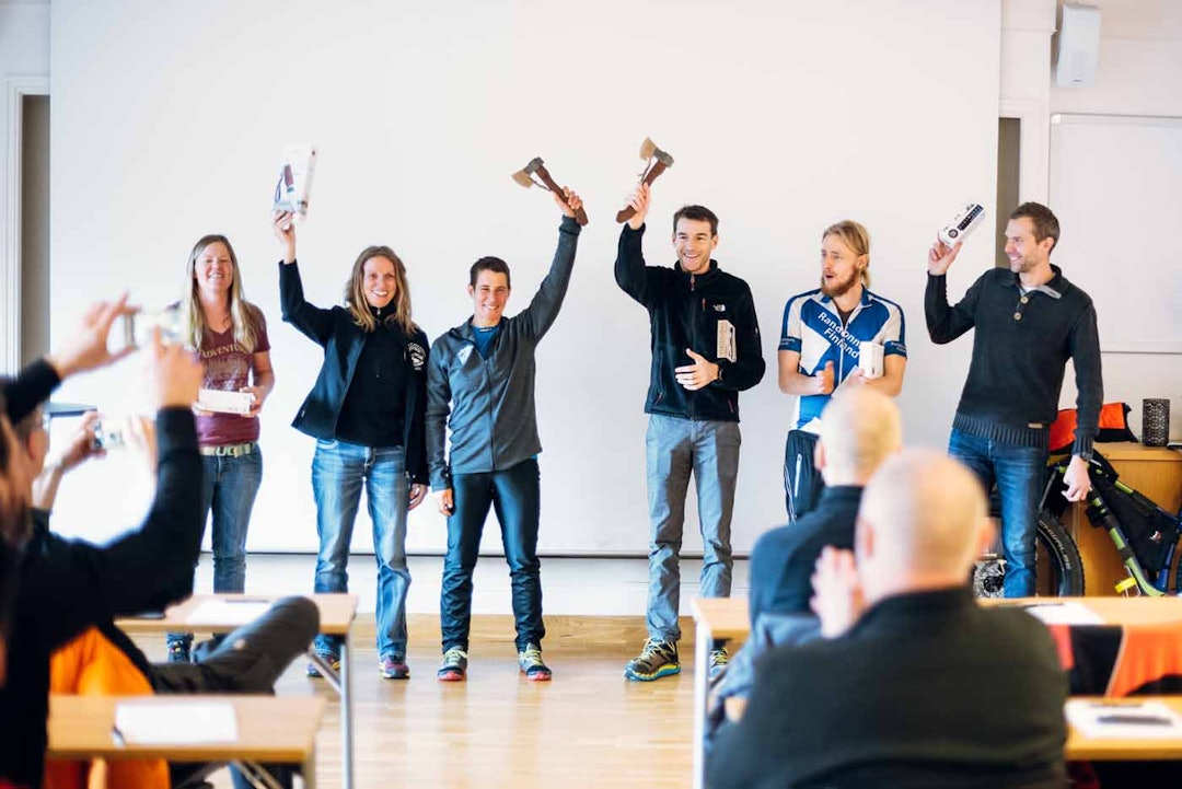 PODIET: Fra venstre: Jess Dicks (tredjeplass), Katharina Merchant (andreplass), Nina Gässler (førsteplass), Adam Eritzøe (førsteplass), Antti Sintonen (andreplass) og Rune Larsen (tredjeplass). Foto: Mikkel Soya Bølstad PODIET: Fra venstre: Jess Dicks (tredjeplass), Katharina Merchant (andreplass), Nina Gässler (førsteplass), Adam Eritzøe (førsteplass), Antti Sintonen (andreplass) og Rune Larsen (tredjeplass). Foto: Mikkel Soya Bølstad