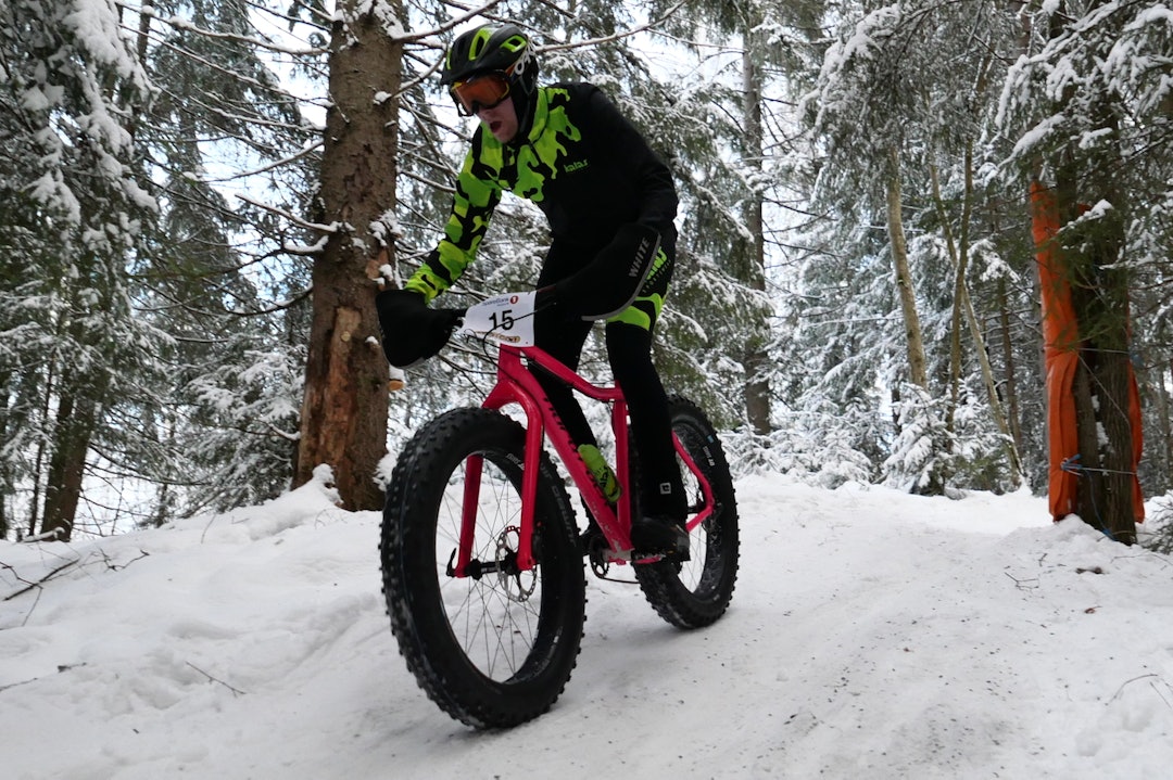 Skrekkblandet fryd: Tittelforsvarer Ole Christian Fageli fikk oppleve suget i magen igjen flere ganger i løpet av dagen. Etter tre strake seiere endte han på åttendeplass i år. Foto: Stian Bergsveen Skrekkblandet fryd: Tittelforsvarer Ole Christian Fageli fikk oppleve suget i magen igjen flere ganger i løpet av dagen. Etter tre strake seiere endte han på åttendeplass i år. Foto: Stian Bergsveen
