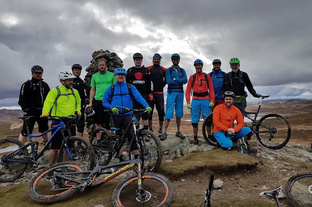 Fra stisykkeltur i Nesfjellet under lokallagssamlingen i 2017. Foto Øyvind Haugen Fra stisykkeltur i Nesfjellet under lokallagssamlingen i 2017. Foto Øyvind Haugen