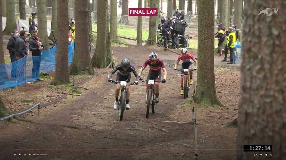 LUKTER SEIER: Maxime Marotte håpet på å ta sin første verdenscupseier da han tok teten på den siste runden. Nove Mesto XCO1 2020