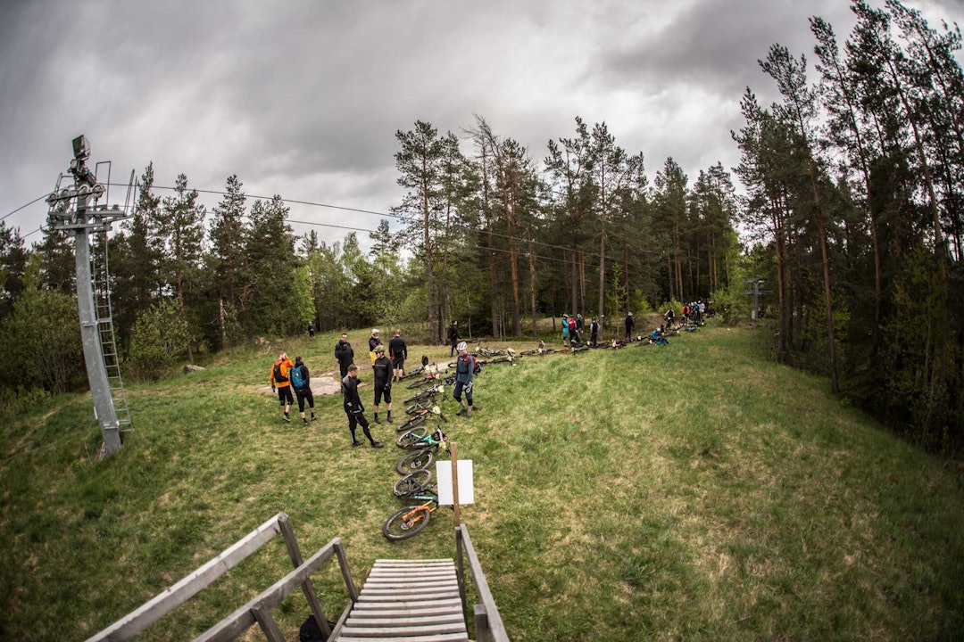 Kø i siste etappe Kø i siste etappe