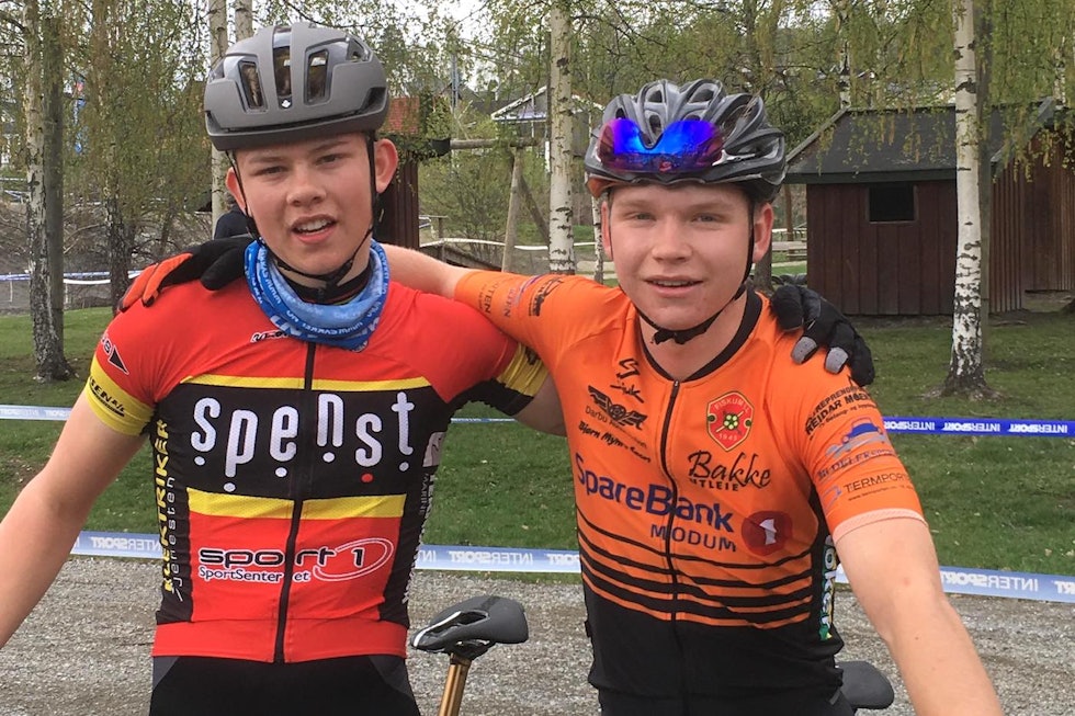 Ole Sigurd Rekdahl (til venstre) vant Norgescuptempoen foran hjemmefavoritten Emil Ravnåsen Vangen. Foto: Lena Øverbye Ole Sigurd Rekdahl (til venstre) vant Norgescuptempoen foran hjemmefavoritten Emil Ravnåsen Vangen. Foto: Lena Øverbye