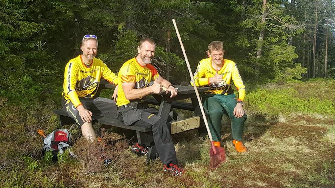 Ordfører i Eidsvoll klippet snoren for anlegget torsdag kveld. Foto: Espen Sandvold Eidsvoll Sykkelpark - Espen Sandvold 1200x688