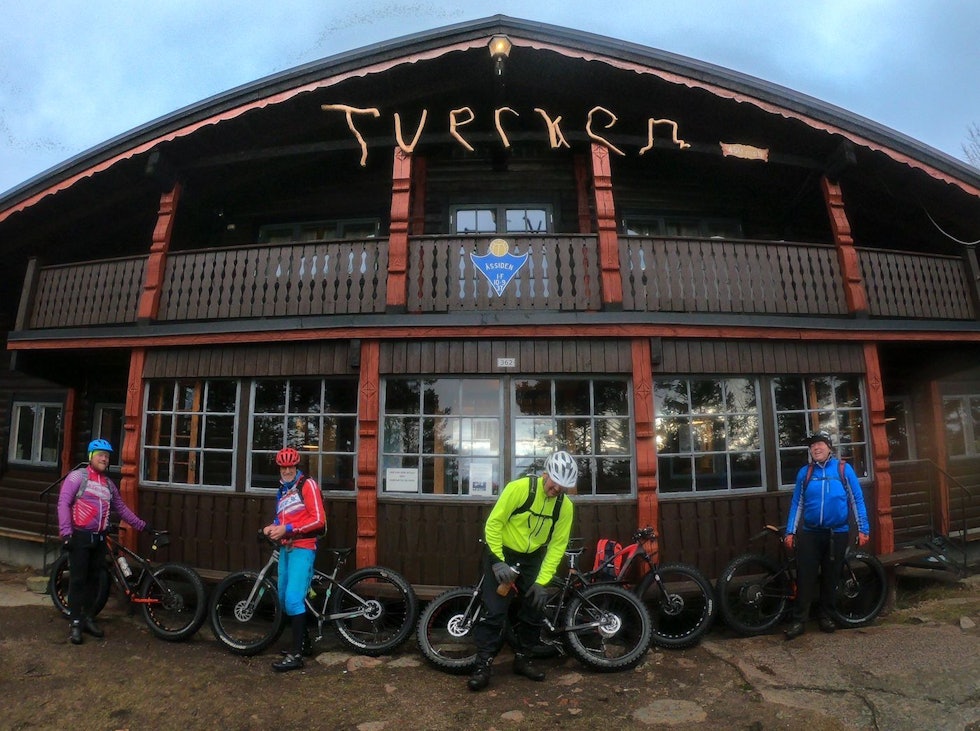 På Tverken var det kanelbolle- og vørterølstopp. Foto: Magnus Lindaas På Tverken var det kanelbolle- og vørterølstopp. Foto: Magnus Lindaas