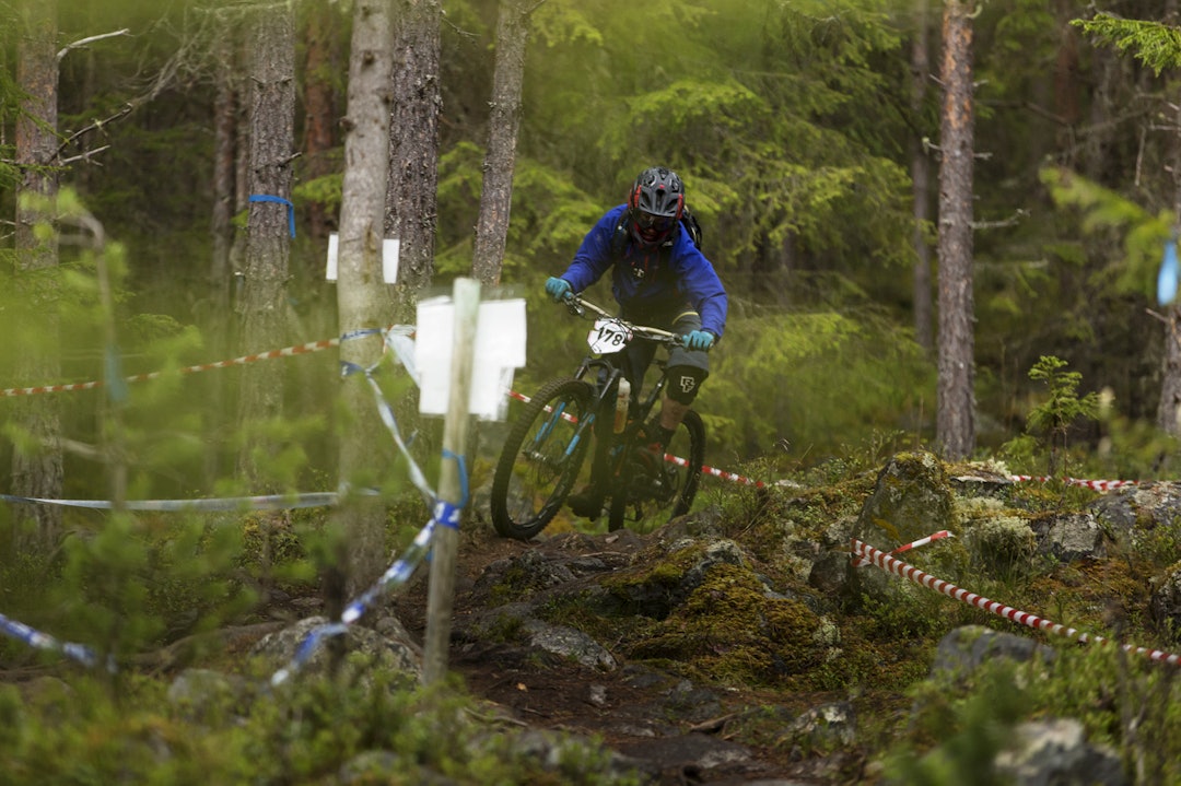 Øyvind Sætra fikk brynt seg under Nesbyen Enduro 2016. Foto: Kristoffer Kippernes Øyvind Sætra - Nesbyen Enduro 2016 - Kippernes 1400x933