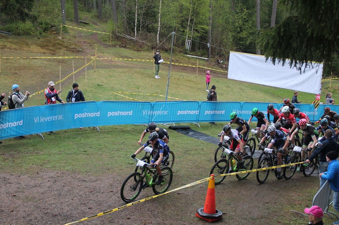 Tobias Johannessen fikk en glimrende start, men røk kjedet i startloopen. Foto: Lena Øverbye Start junior menn Nordisk mesterskap Vårgårda - Lena Øverbye 1400x933