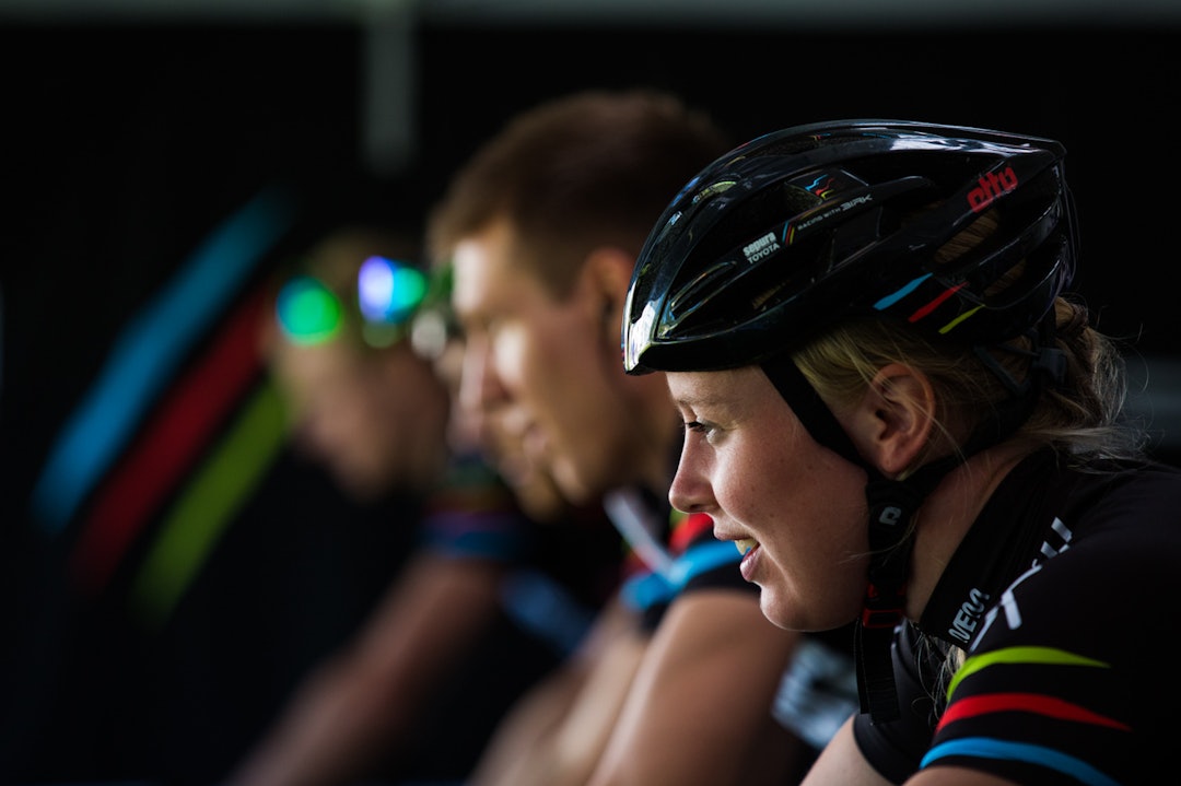 OPPVARMING: Ingrid Bøe Jacobsen varmer opp foran Skjebergrittet. (foto: Snorre Veggan) skjebergrittet-0988a