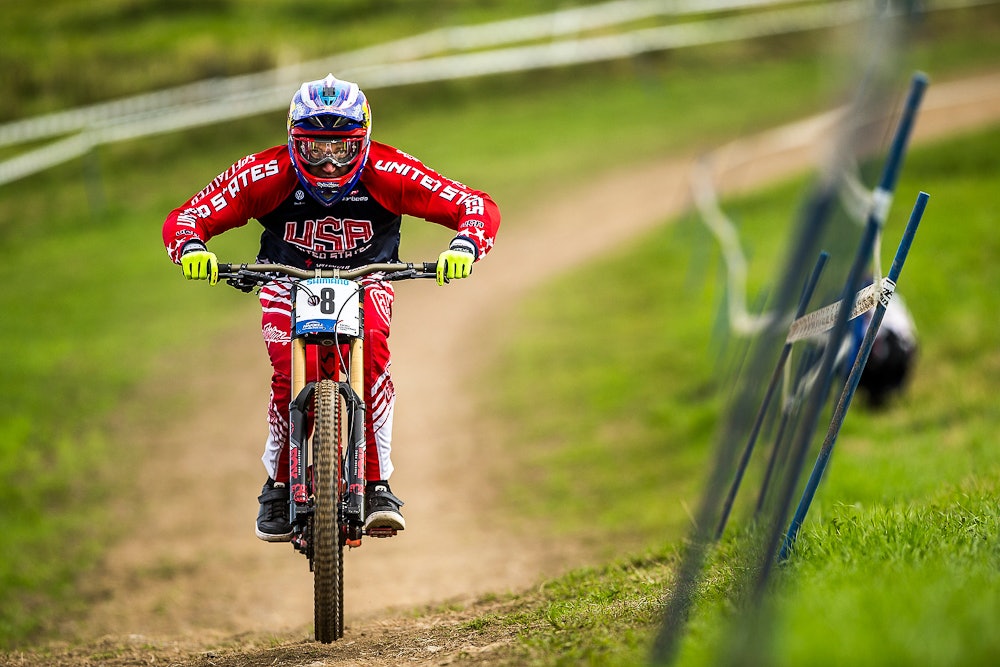 ENER: Aaron Gwin er verdens beste utforsyklist når han er skadefri, men han har ikke noe VM-gull ennå. Foto: Sven Martin fra Hafjell. ENER: Aaron Gwin er verdens beste utforsyklist når han er skadefri, men han har ikke noe VM-gull ennå. Foto: Sven Martin fra Hafjell.