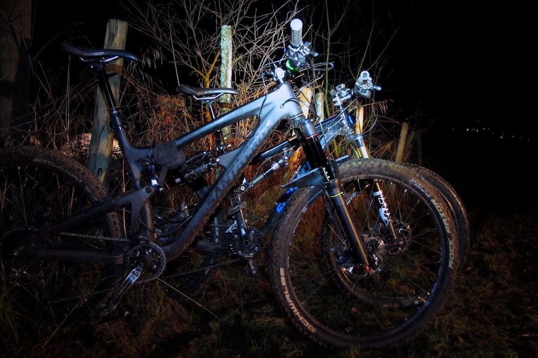 Nattkjøring står på programmet under Hardbarka Enduro MTB første helga i oktober. Foto: Arrangøren Hardbarka Nattenduro - privat 1400x933