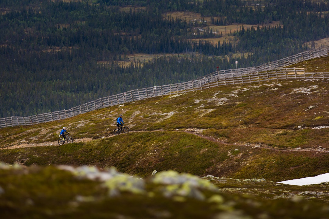 TRYSILFJELLET: Endurokonkurransen under Utflukt ble gjennomført ved hjelp av Strava. Men først måtte man komme seg opp til topps. (foto: Snorre Veggan) utflukt-9956a-2