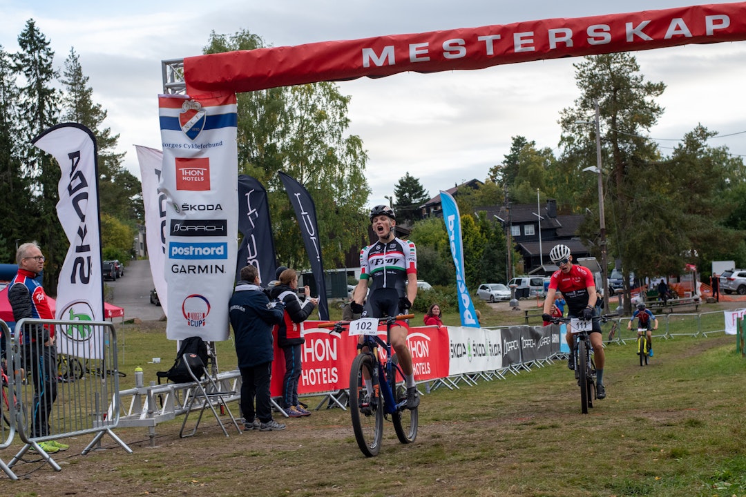 Foto: Øystein Heggelund Dahl kortbane-NM 2020